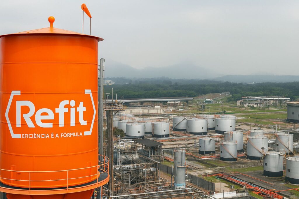 ANP Interdita Refinaria Refit no Rio de Janeiro