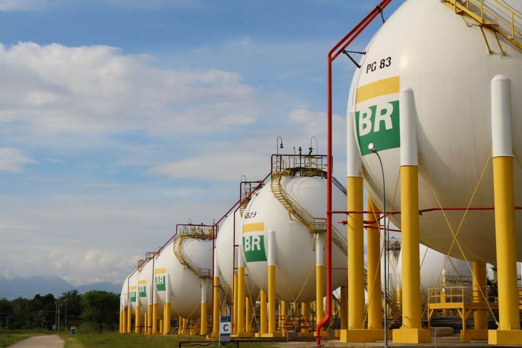 Petrobras Busca Aval Para Exploração de Petróleo no Amazonas