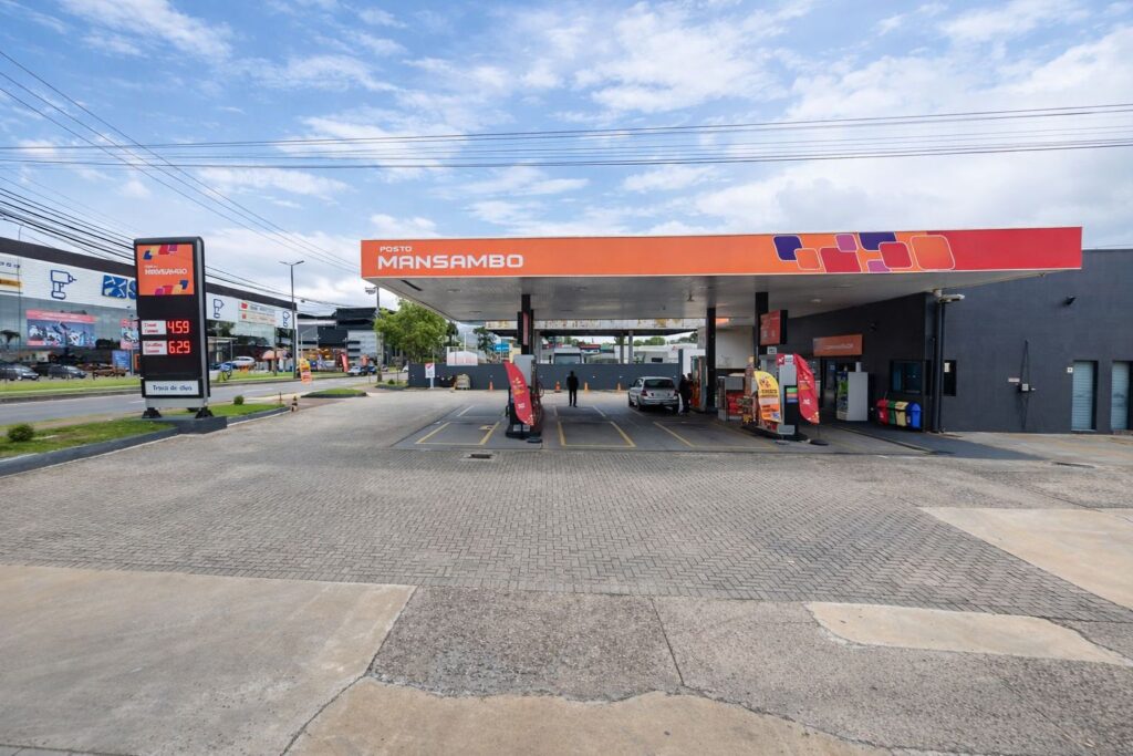 Auto Posto Mansambo: Economia no Abastecimento em Curitiba, PR