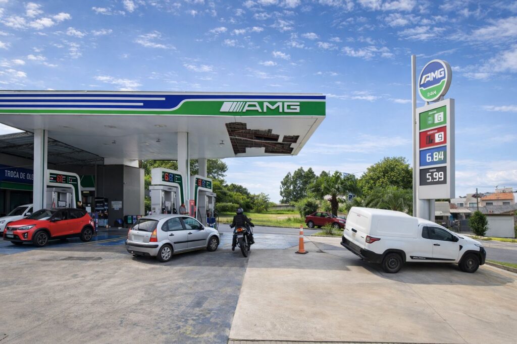 Auto Posto AMG: Economia no Abastecimento em Curitiba PR