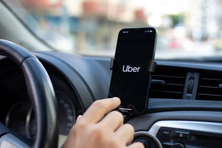 Motoristas de App Descobrem Como Economizar Todos os Dias